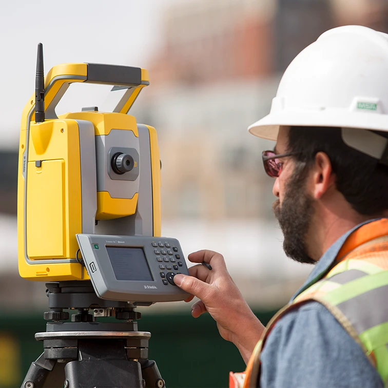 Quais as funcionalidades <br /><strong>da Trimble S5?</strong>